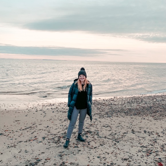 Meet your Posher, Jenna - Picture 6 of 8